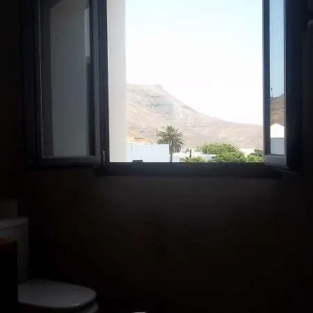Yaiyai Vila *