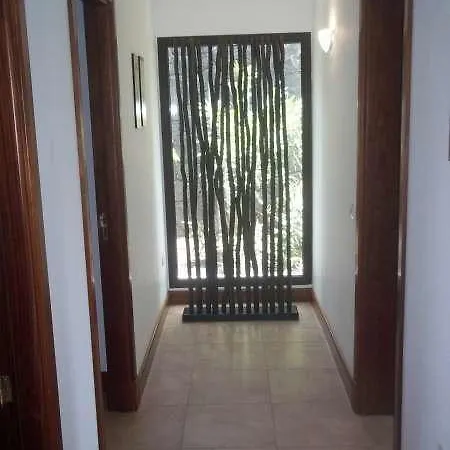 Yaiyai Vila *